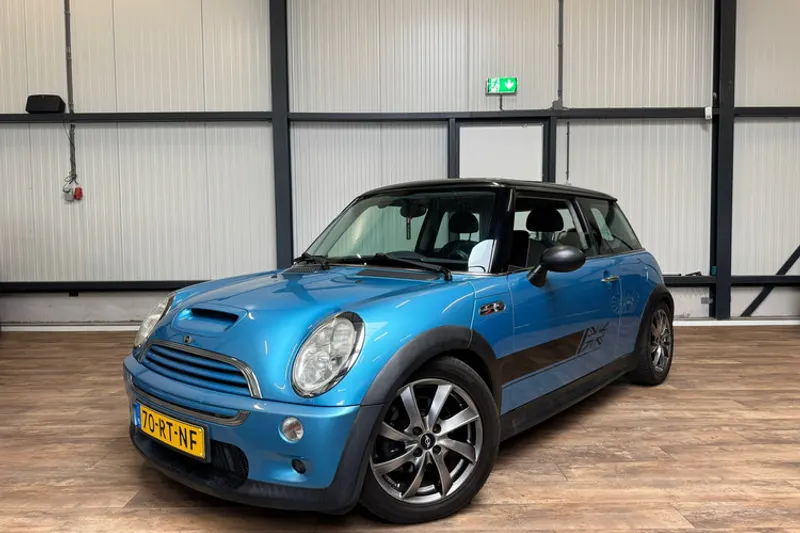 MINI 3-Deurs (2004)