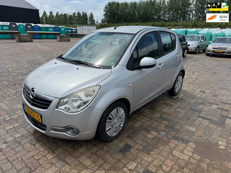 Opel Agila (2008) — foto 1