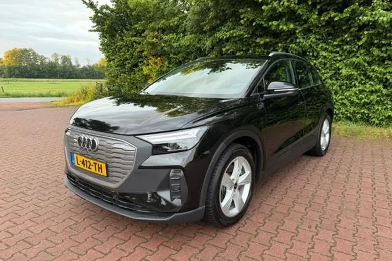 Audi Q4 (2021)