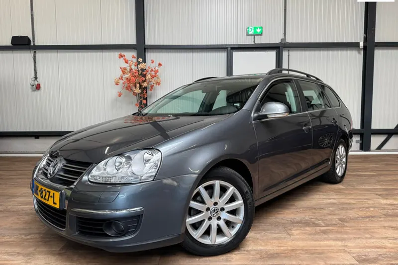 Volkswagen Golf (2008)