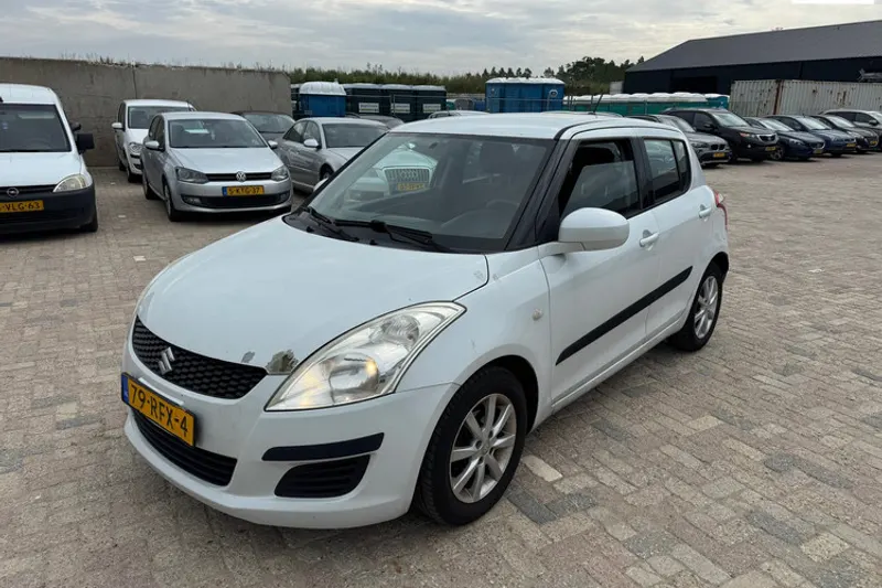 Suzuki Swift (2011)