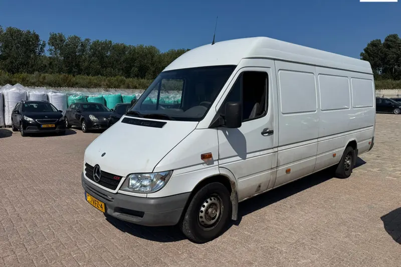 Mercedes-Benz Sprinter (2006)