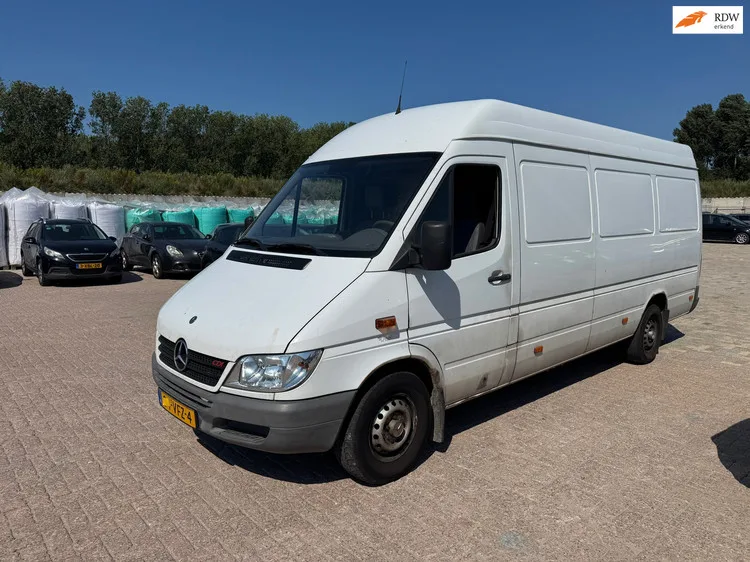 Mercedes-Benz Sprinter (2006) — foto 1