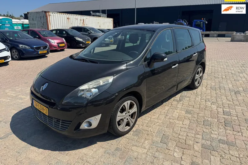 Renault Grand Scenic (2010)