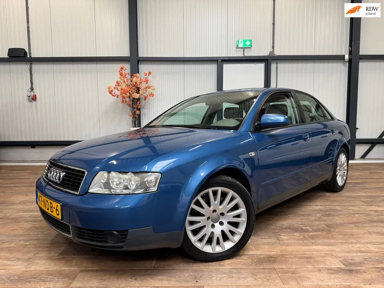 Audi A4 (2001) — foto 1