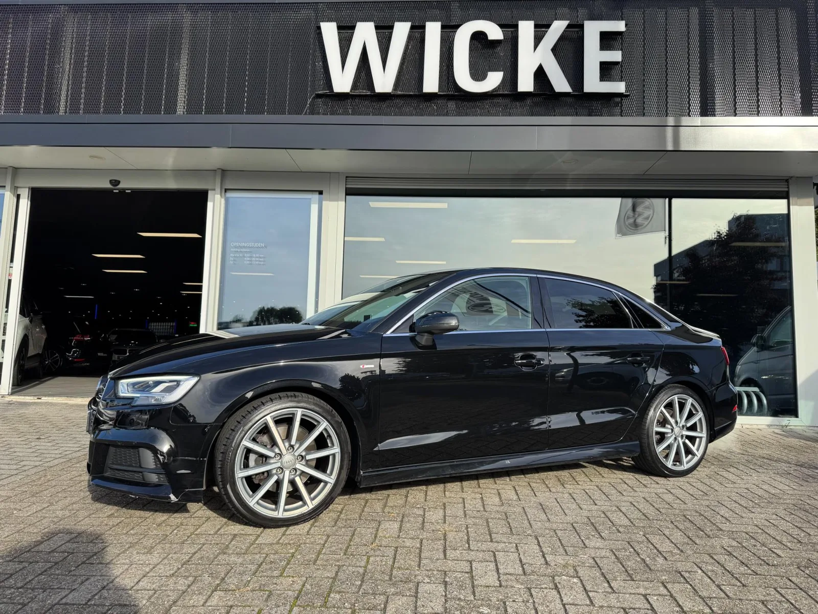Audi A3 (2017) — foto 1