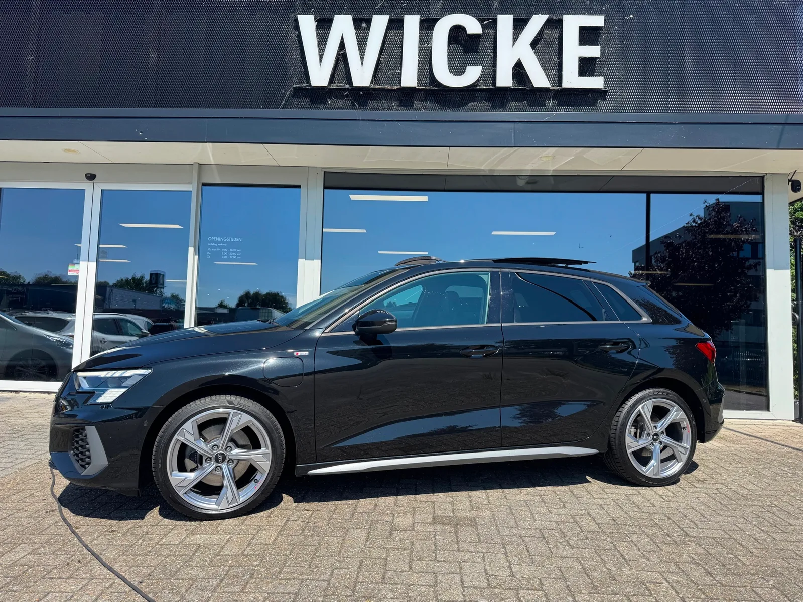 Audi A3 (2021) — foto 1