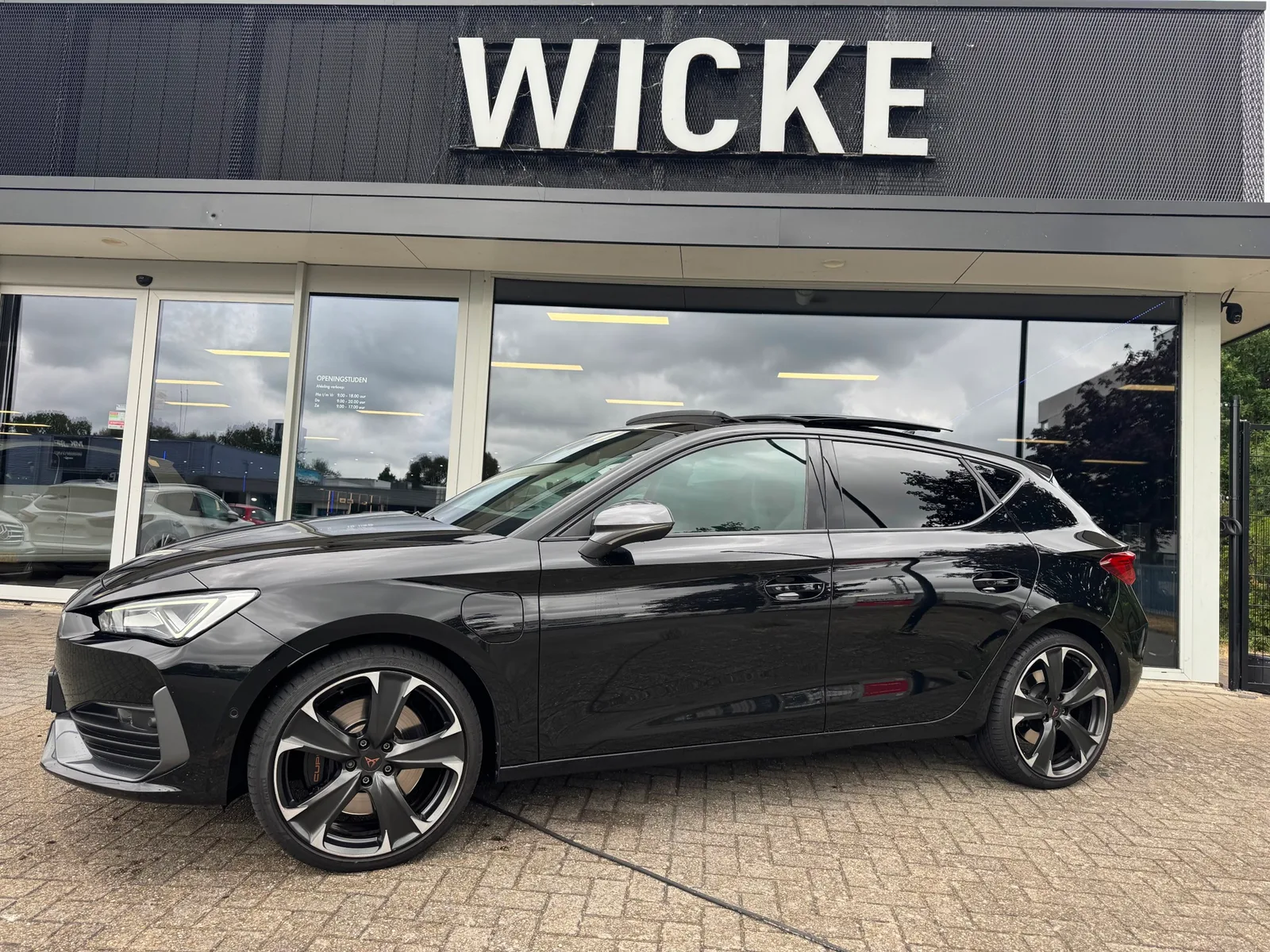 CUPRA Leon (2021) — foto 1