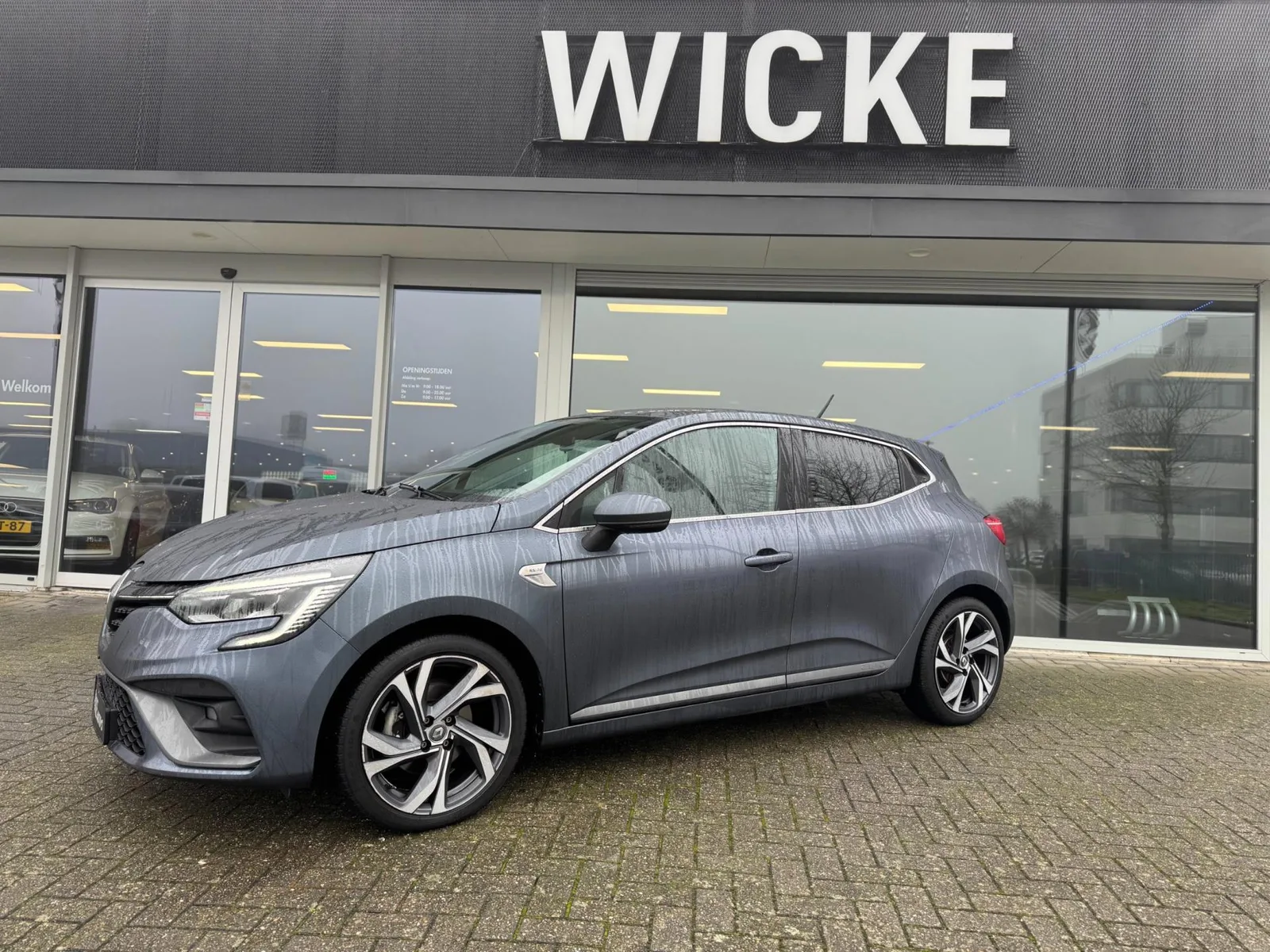 Renault Clio (2020) — foto 1