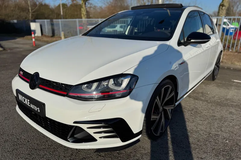 Volkswagen Golf (2016)