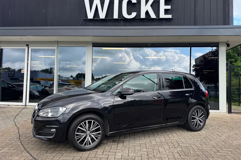 Volkswagen Golf (2016)