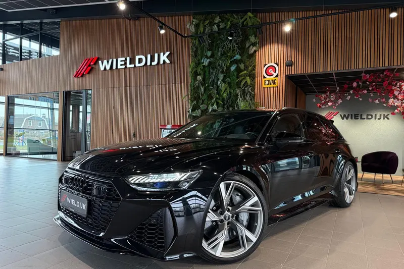 Audi RS6 (2021)