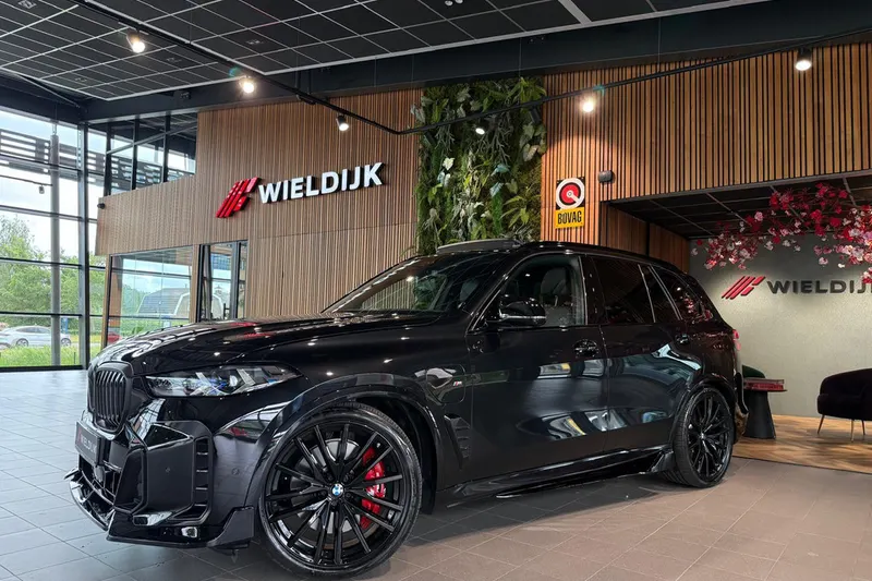 BMW X5 (2025)