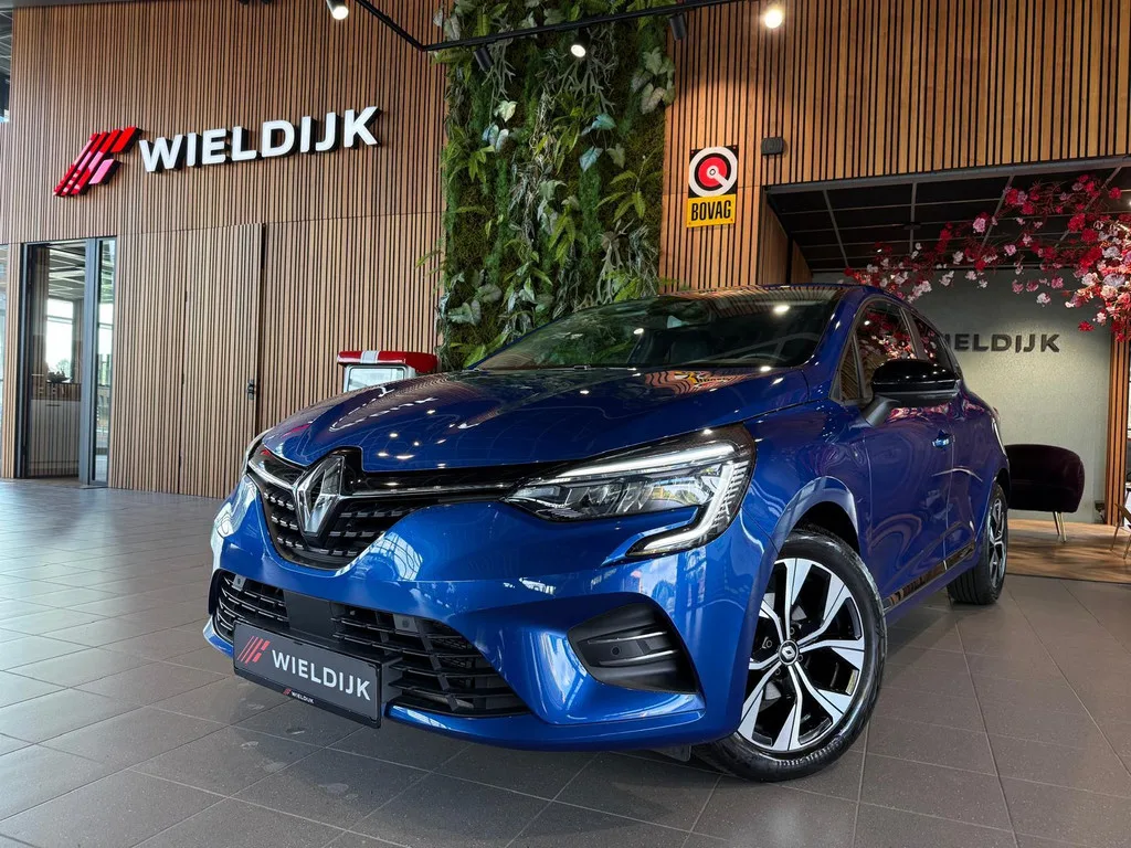 Renault TCe (2023) — foto 1