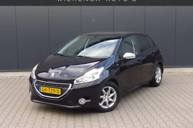 Peugeot 208 (2015)