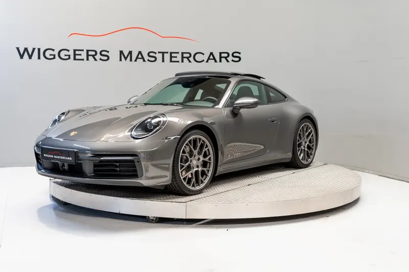 Porsche 911 (2020)