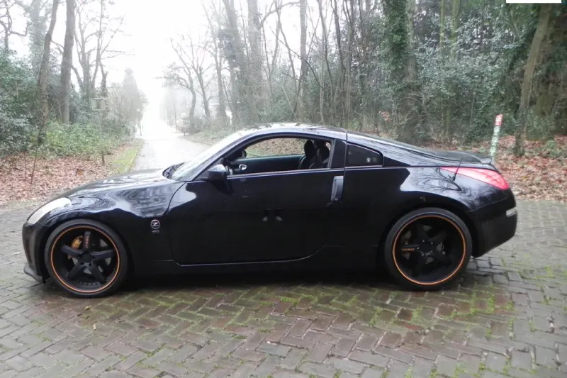 Nissan 350Z (2005)