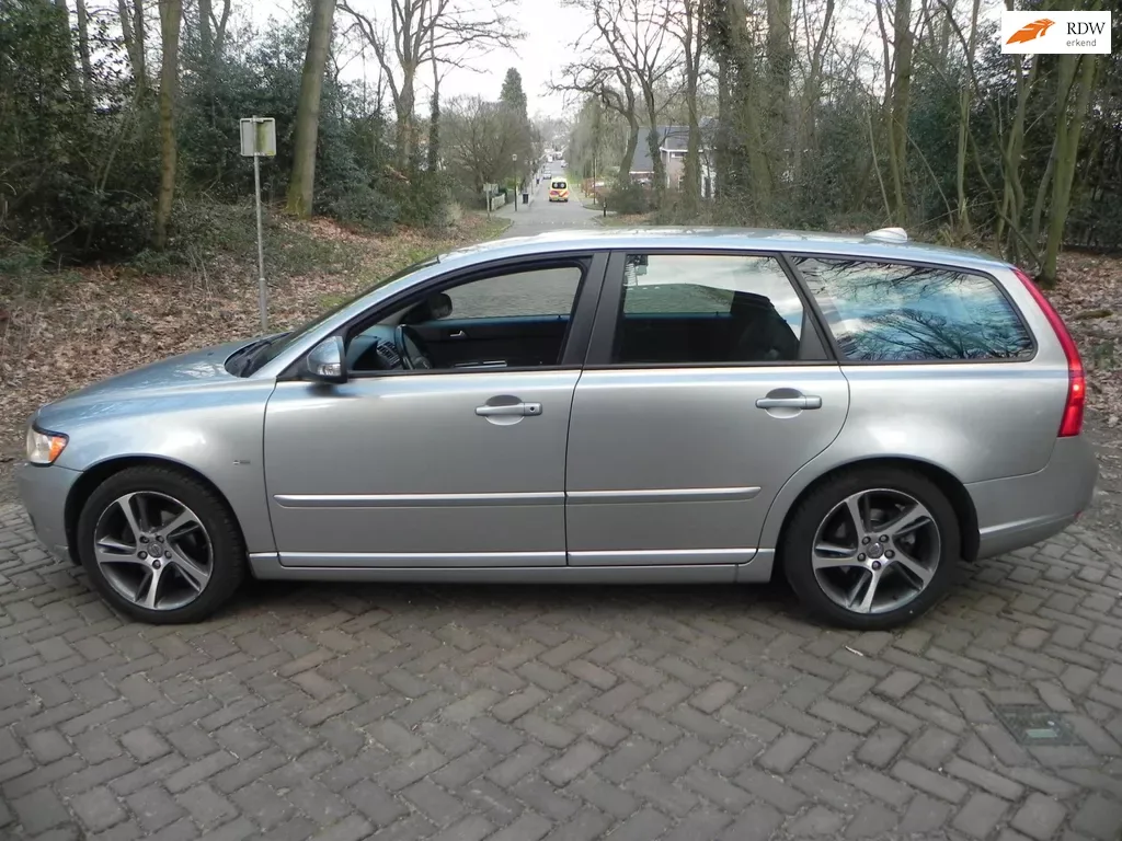 Volvo V50 (2011) — foto 1