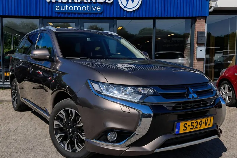 Mitsubishi Outlander (2018)
