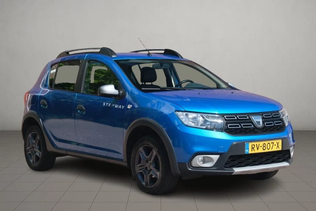 Dacia Sandero Stepway (2018) — foto 1