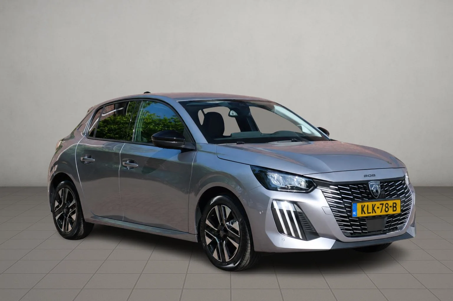 Peugeot 208 (2025) — foto 1