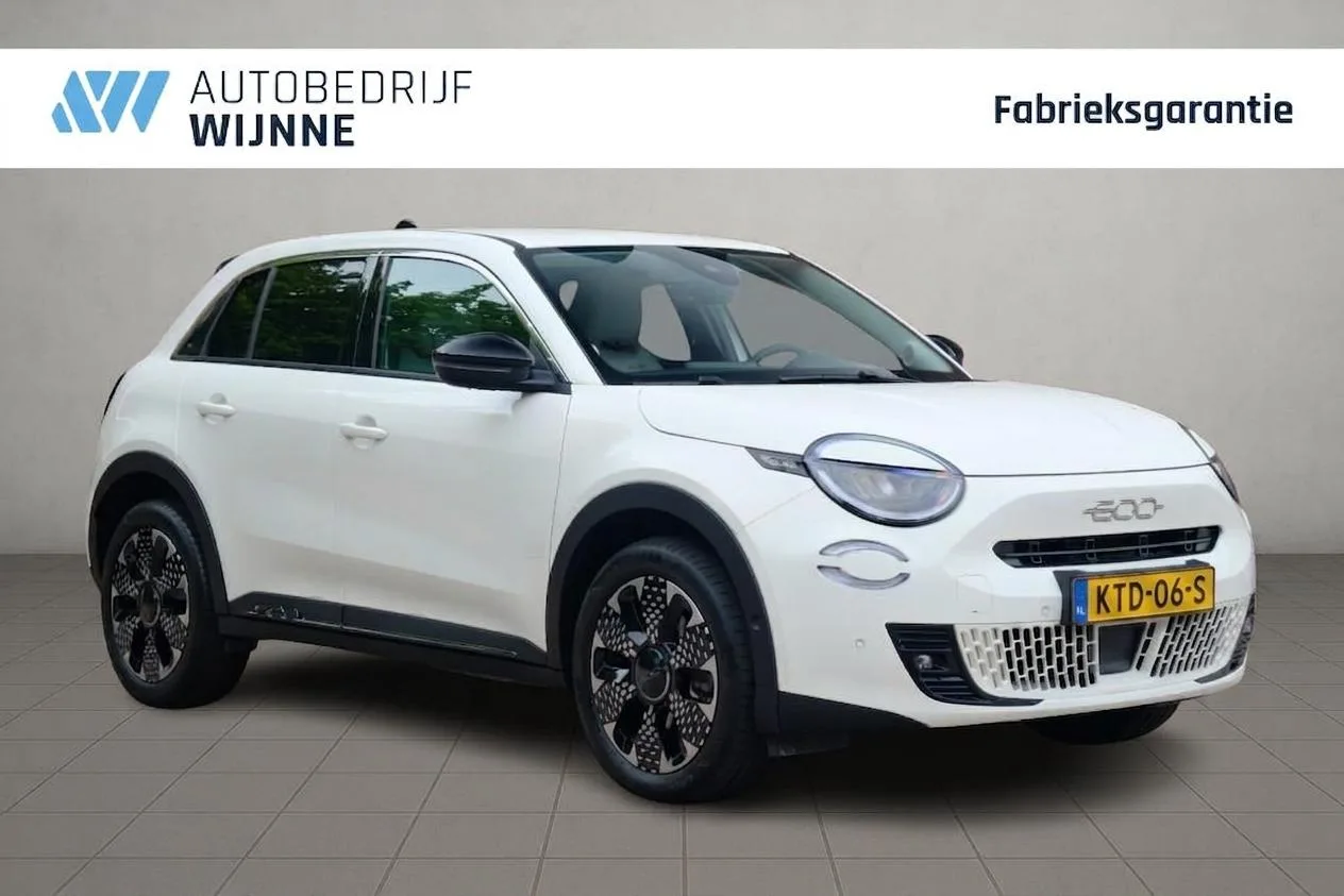 Fiat 600 (2025) — foto 1