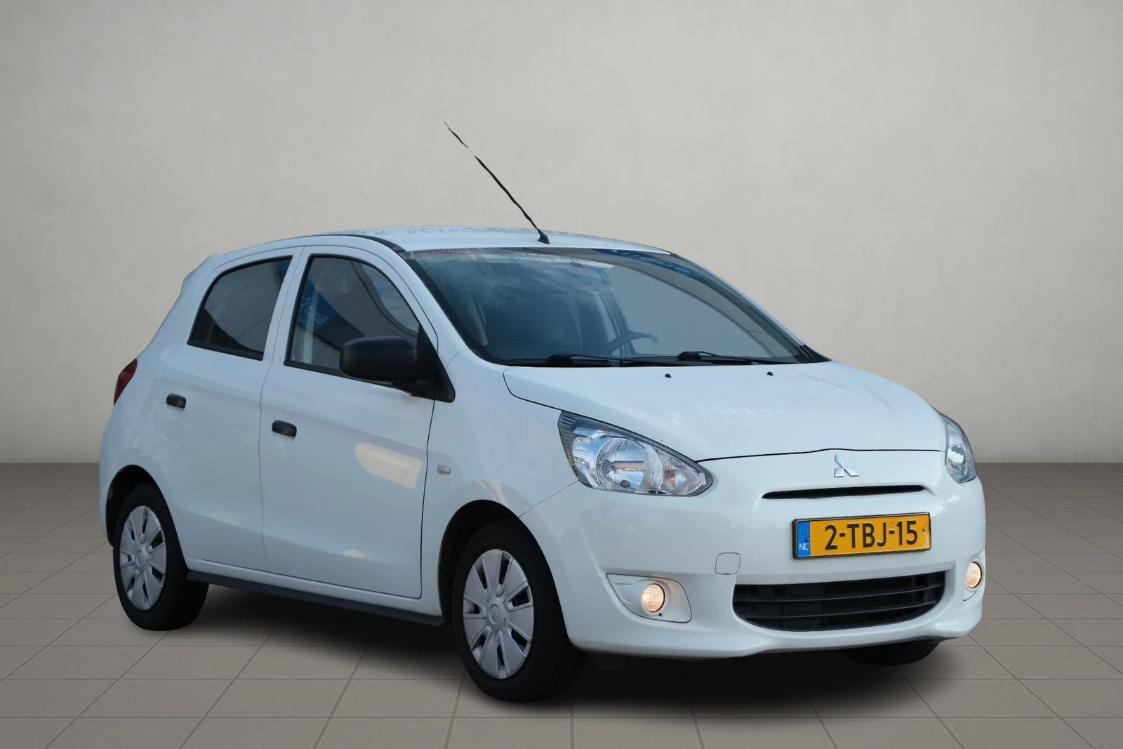 Mitsubishi Space Star (2013) — foto 1