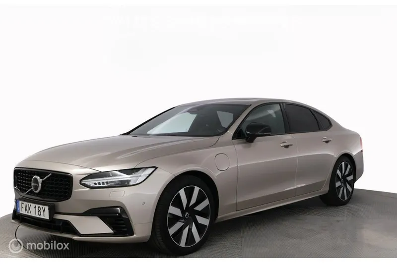 Volvo S90 (2024)
