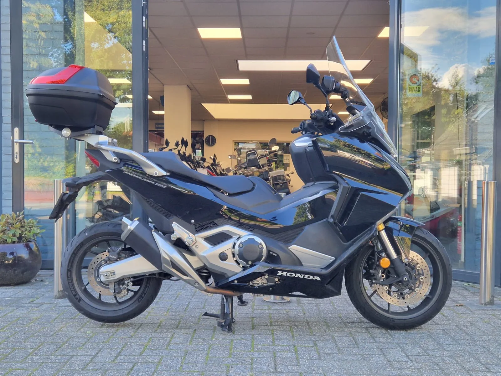 Honda NSS 750 Forza (2022) — foto 1