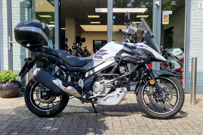 Suzuki DL650 (2022)