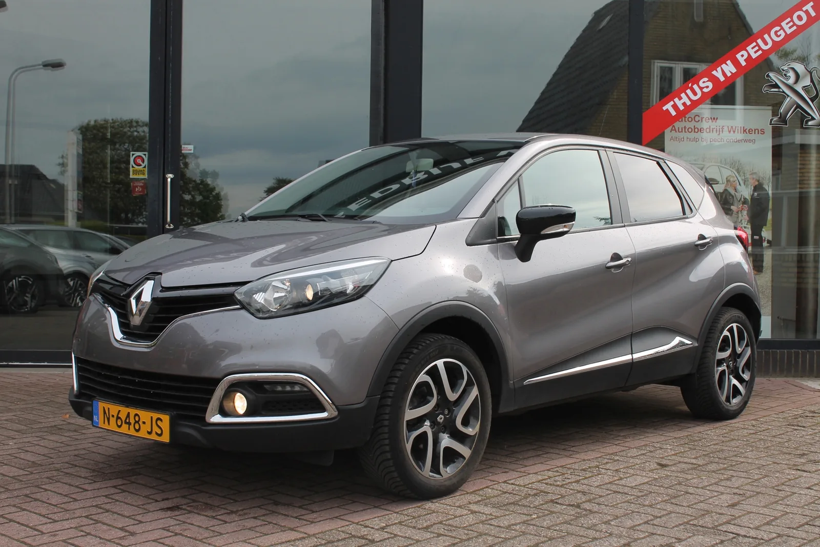 Renault Captur (2016) — foto 1