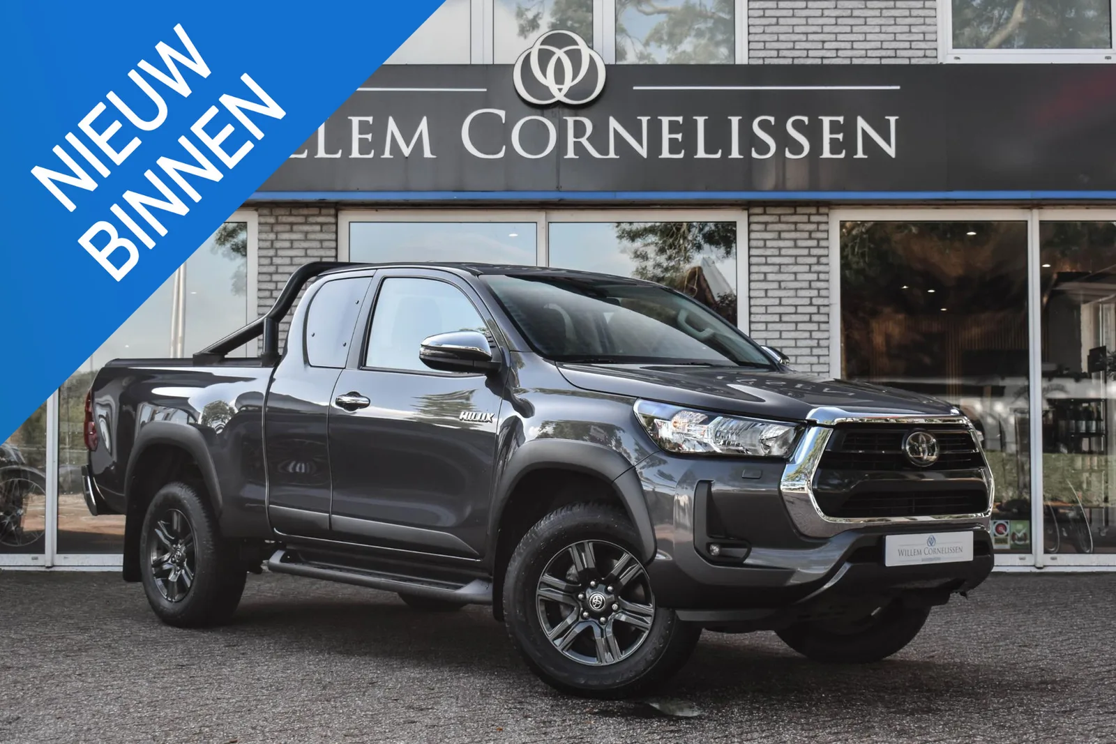 Toyota Hilux (2022) — foto 1