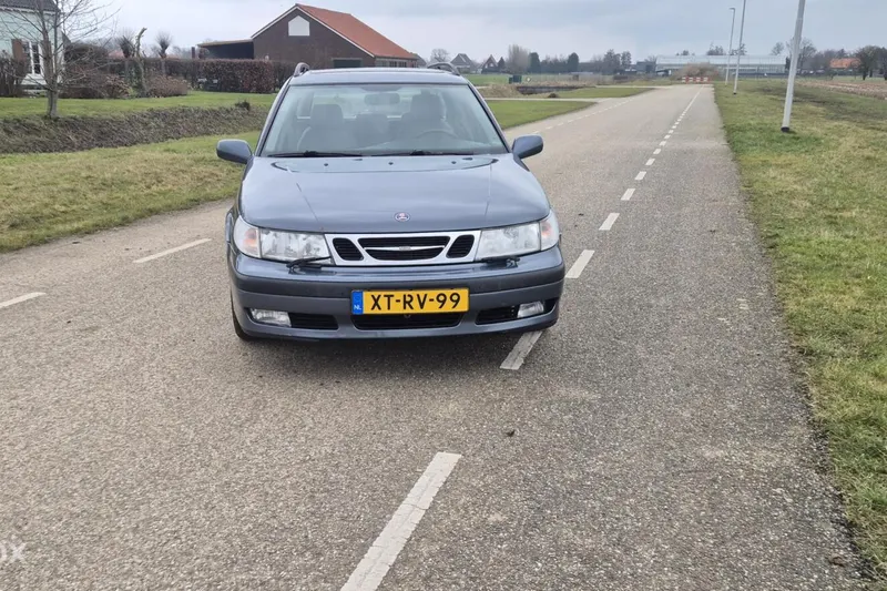 Saab 9-5 (1999)