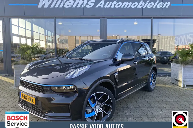 Lynk & Co 01 (2023)