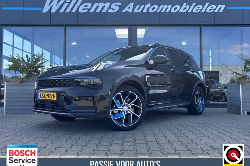 Lynk & Co 01 (2023)