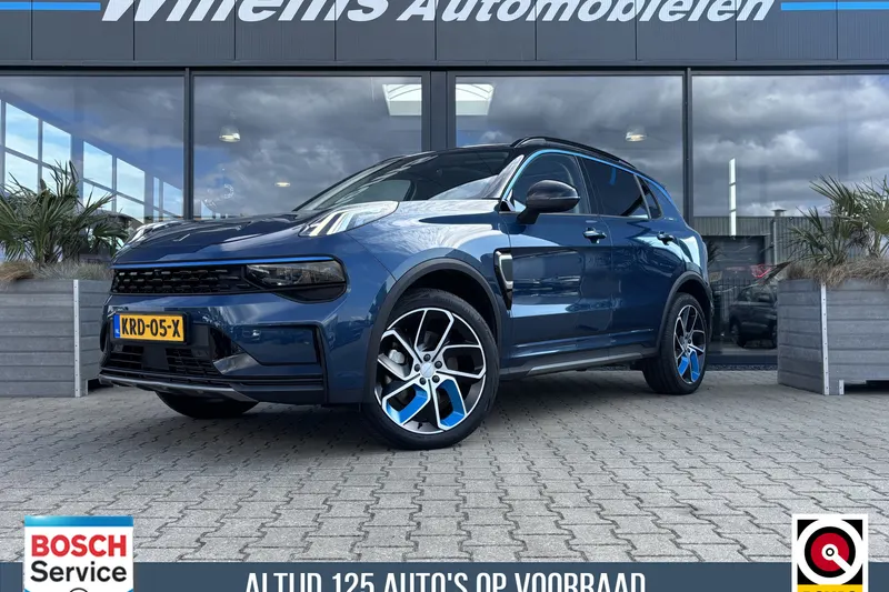 Lynk & Co 01 (2022)
