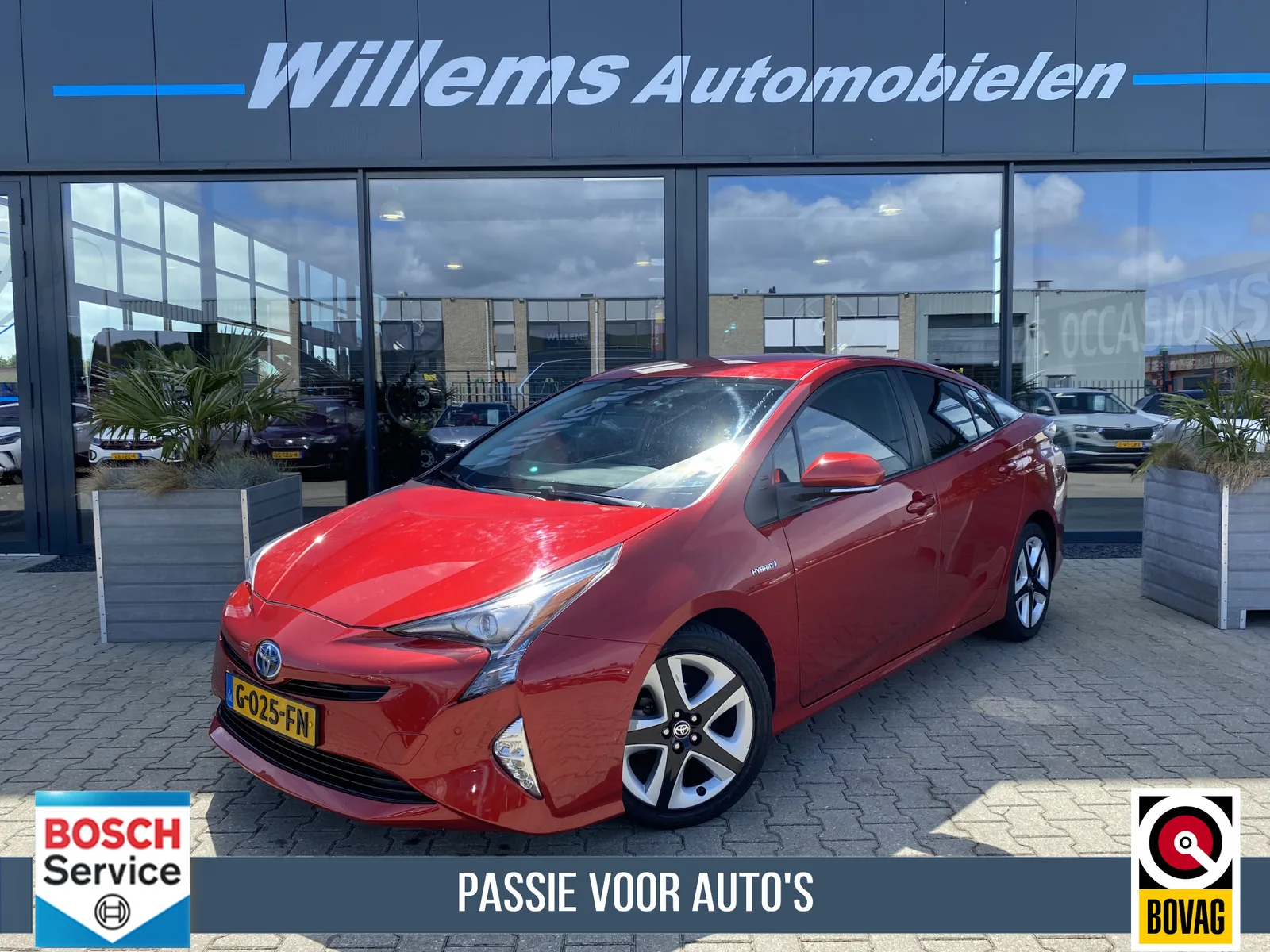 Toyota Prius (2016) — foto 1