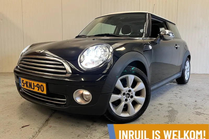 MINI Cooper (2010)