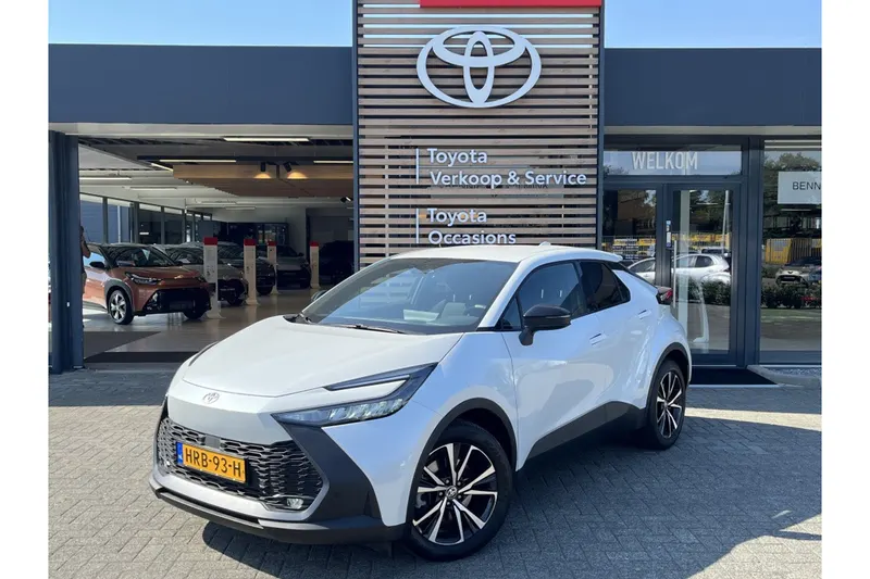 Toyota C-HR (2025)
