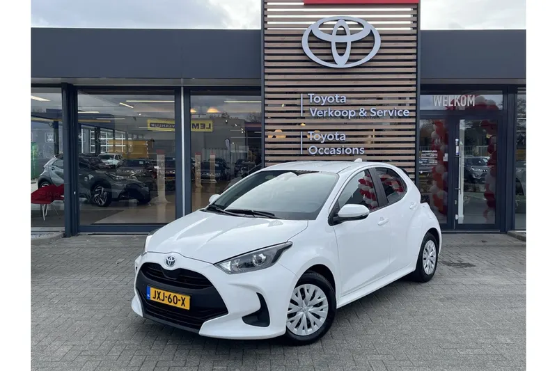 Toyota Yaris (2023)