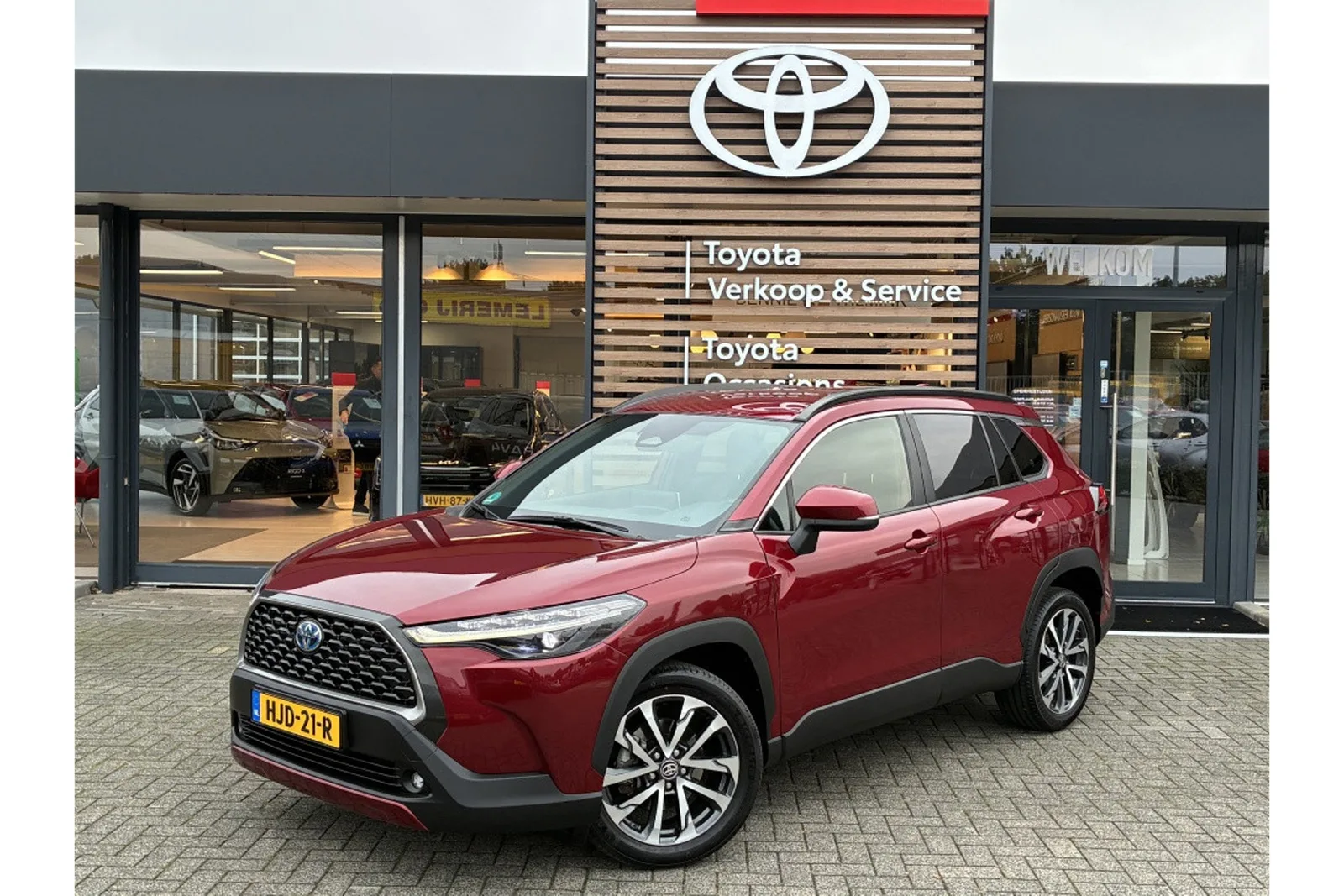 Toyota Corolla Cross (2023) — foto 1