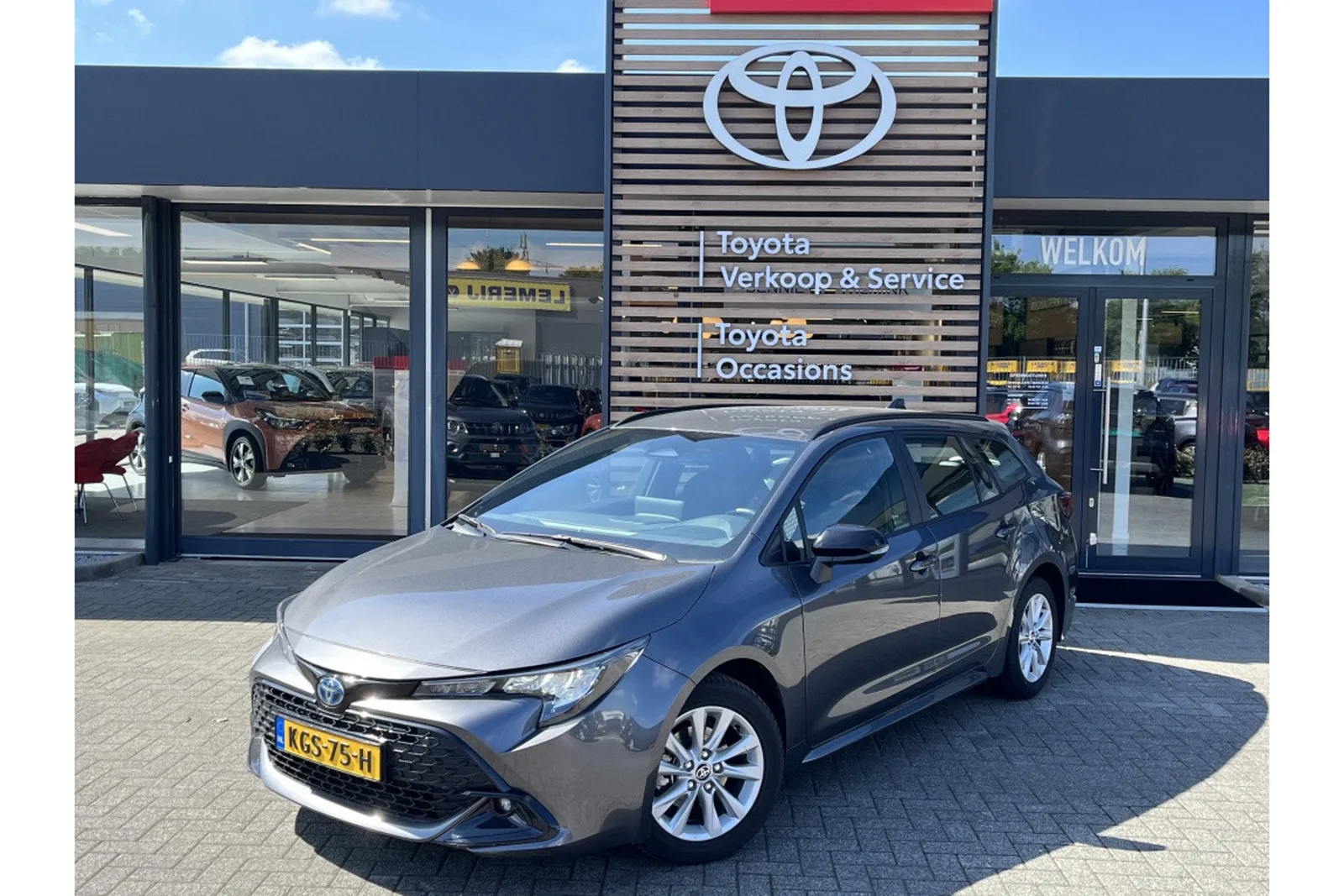 Toyota Corolla (2025) — foto 1