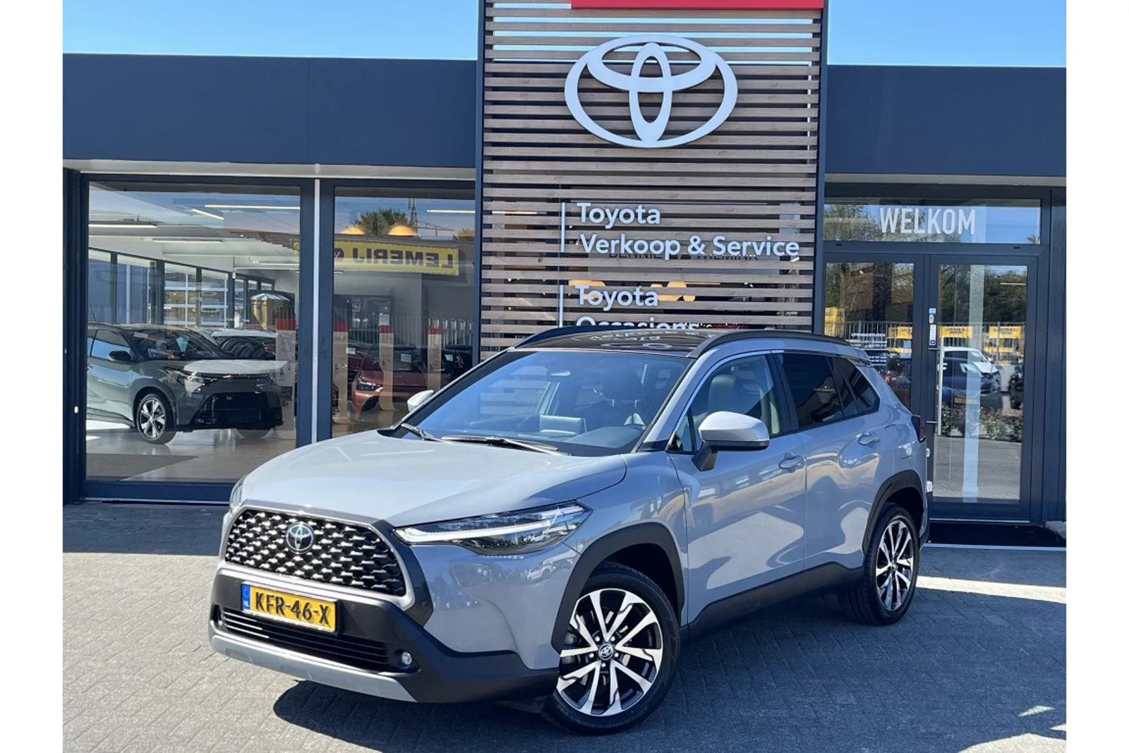 Toyota Corolla (2024) — foto 1