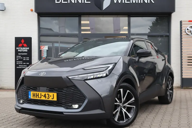 Toyota C-HR (2024)