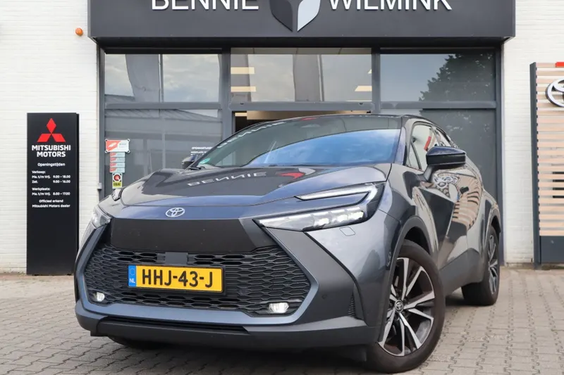 Toyota C-HR (2024)