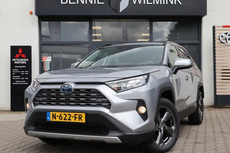 Toyota RAV4 (2021)