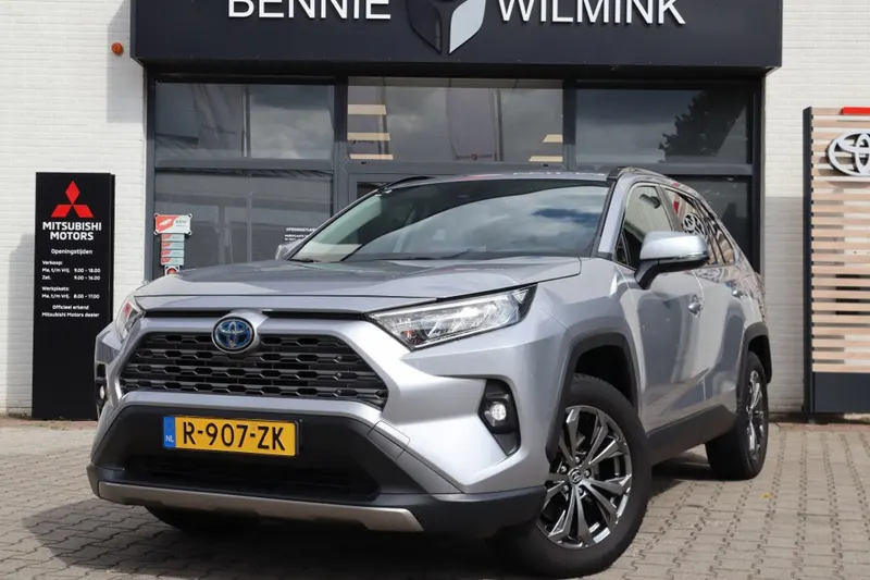 Toyota RAV4 (2022)