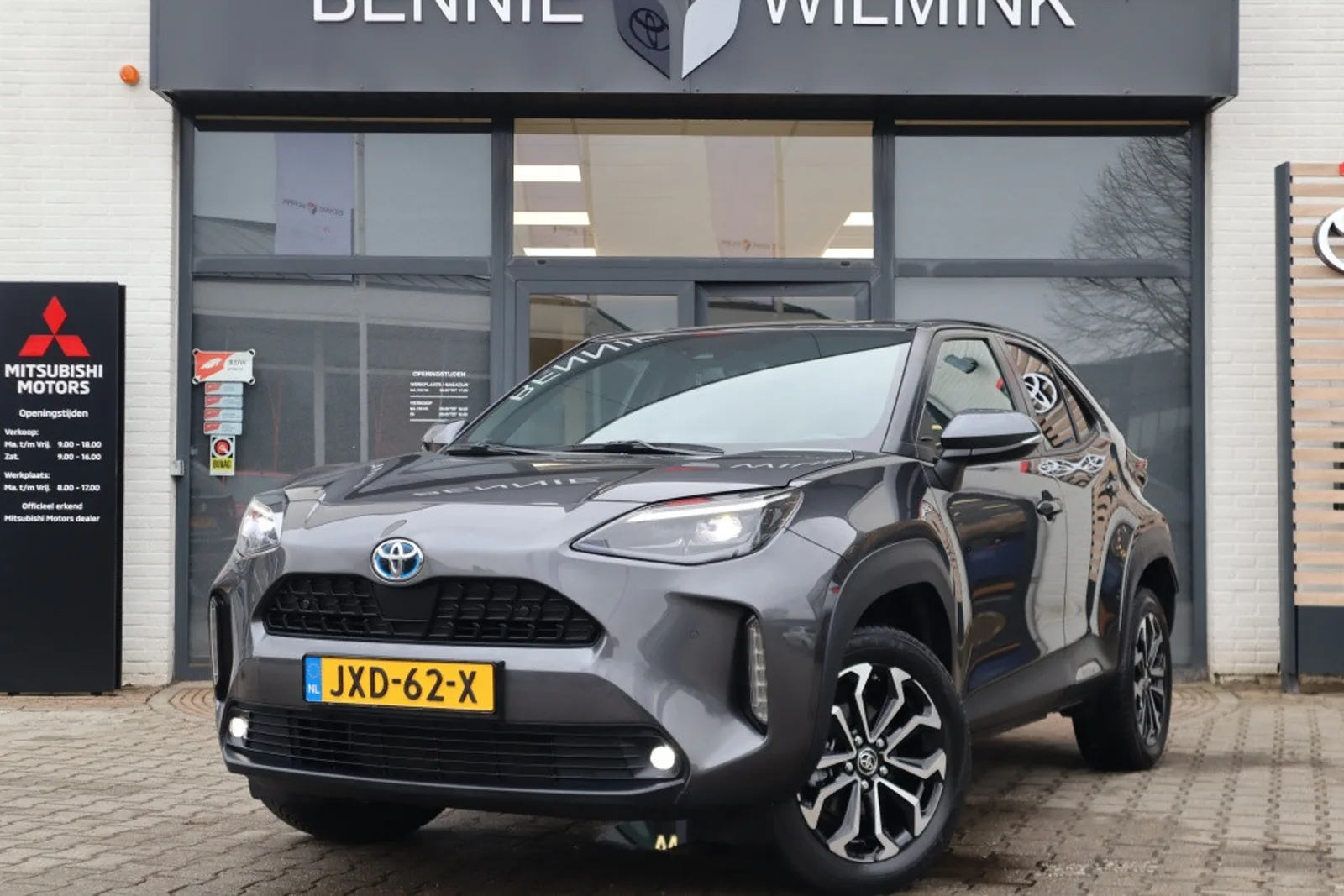 Toyota Yaris Cross (2024) — foto 1
