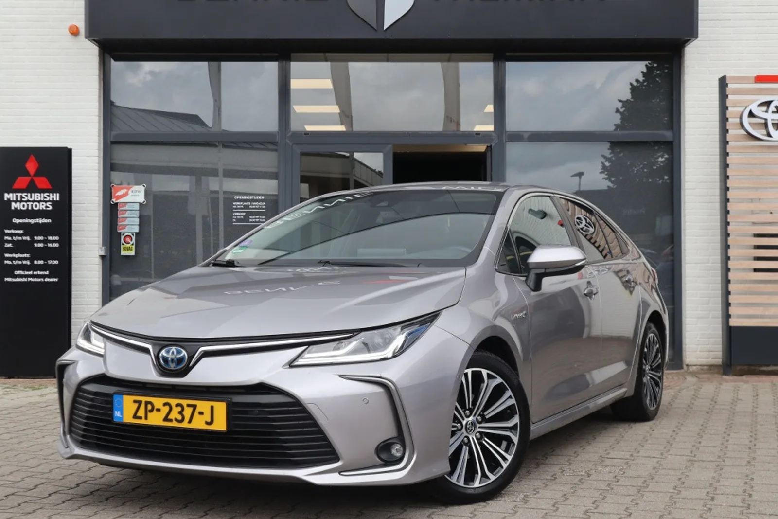 Toyota Corolla (2019) — foto 1