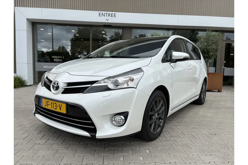 Toyota Verso (2016)